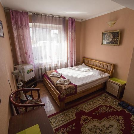 Danista Nomads Tour Hostel Ulaanbaatar Bilik gambar